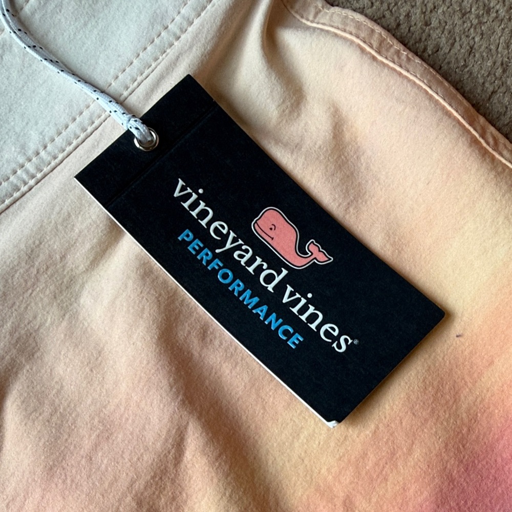 Vineyard Vines x Jeep Coral Drawstring Pastel Sunset Swim Shorts - Picture 2 of 9